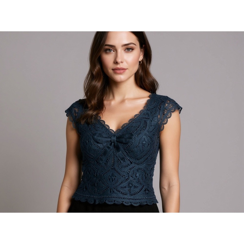 Lace Top Women's Elegant Sleeveless V-Neck Party Blouse Bow Detail whismygoth